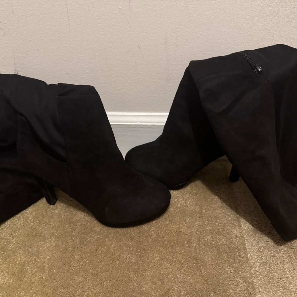 Chic Black Heeled Boots for Women